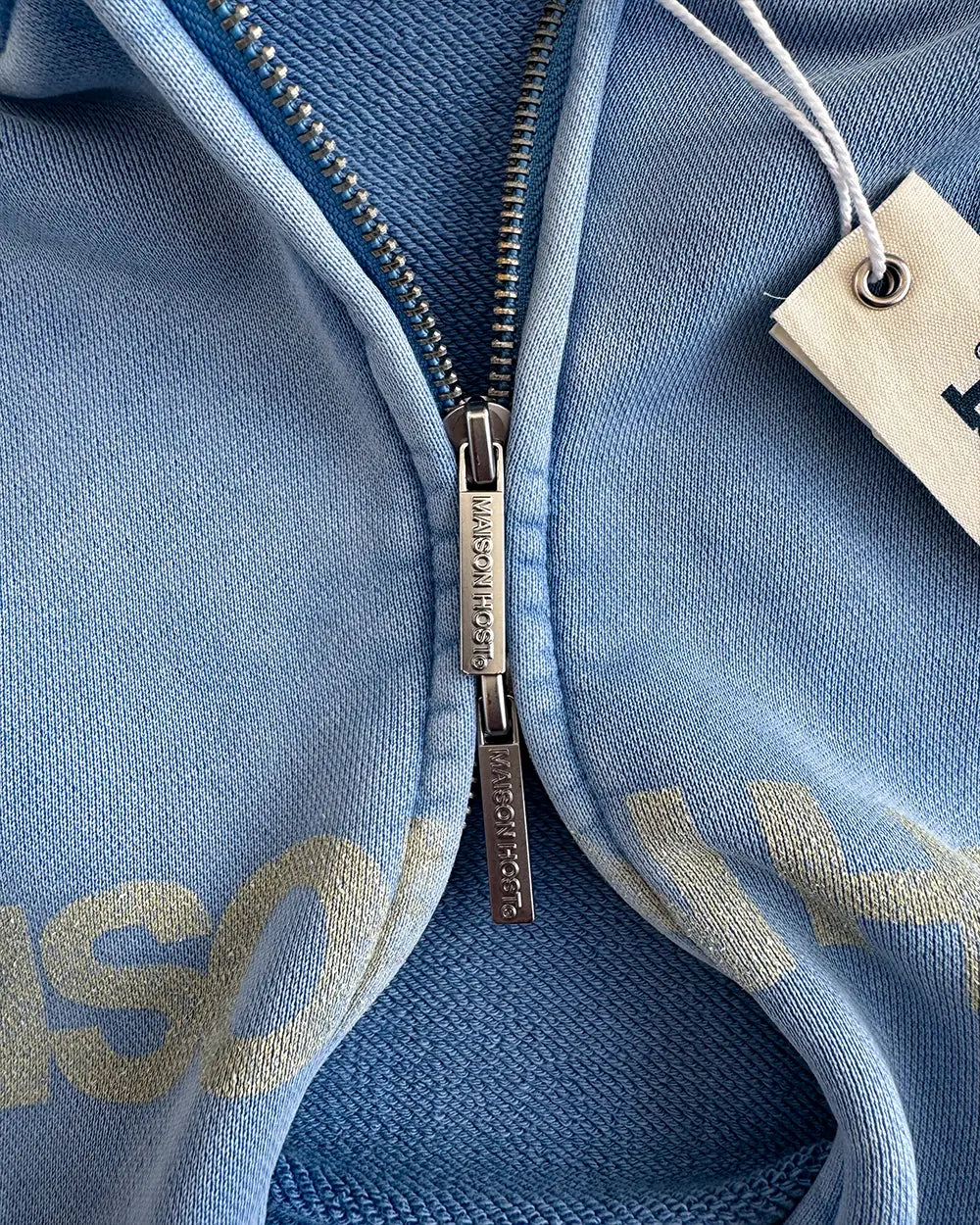 SUDADERA CON CAPUCHA CON CREMALLERA ERODE WAVE AZUL CELESTE