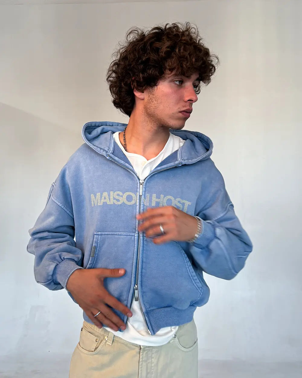 SUDADERA CON CAPUCHA CON CREMALLERA ERODE WAVE AZUL CELESTE