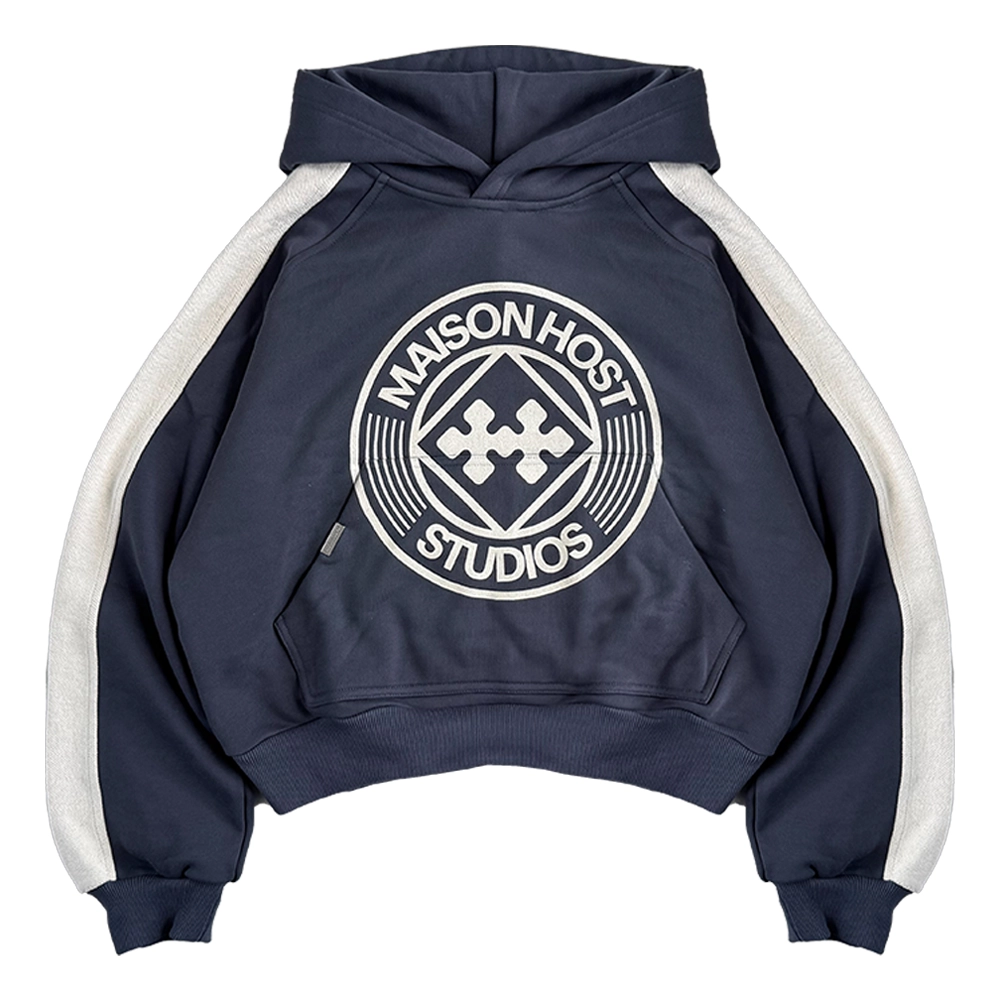 SUDADERA CON CAPUCHA AZUL DE BANDAS