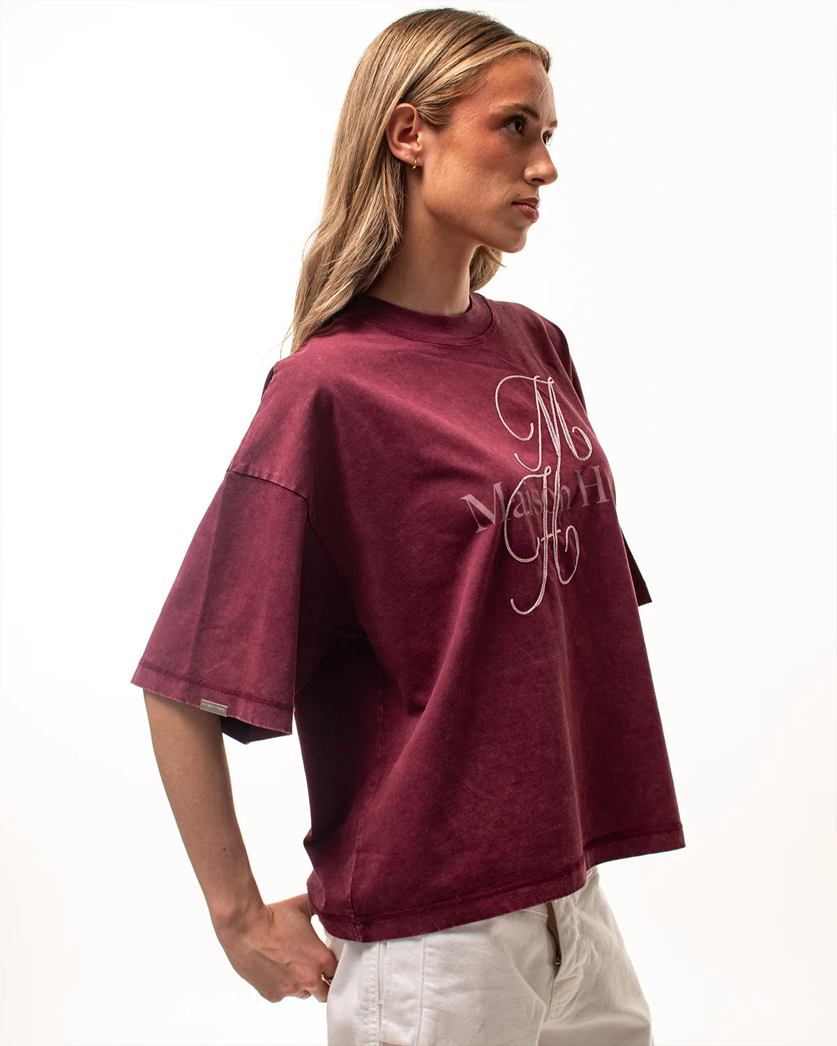 NEEDLE BURGUNDY TEE