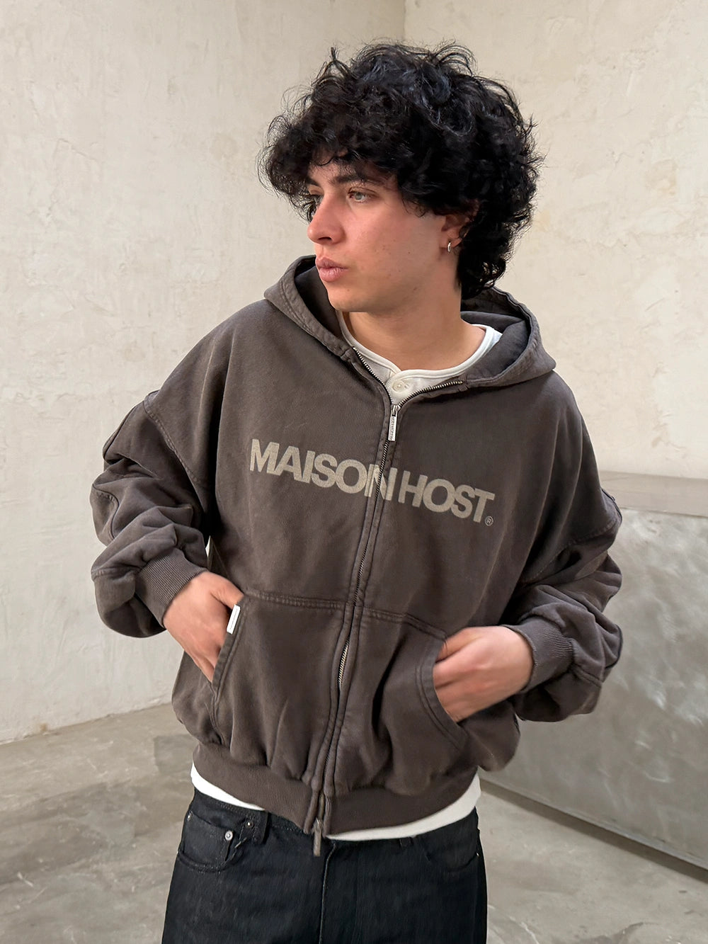 SUDADERA CON CAPUCHA CON CREMALLERA ERODE WAVE CHOCOLATE