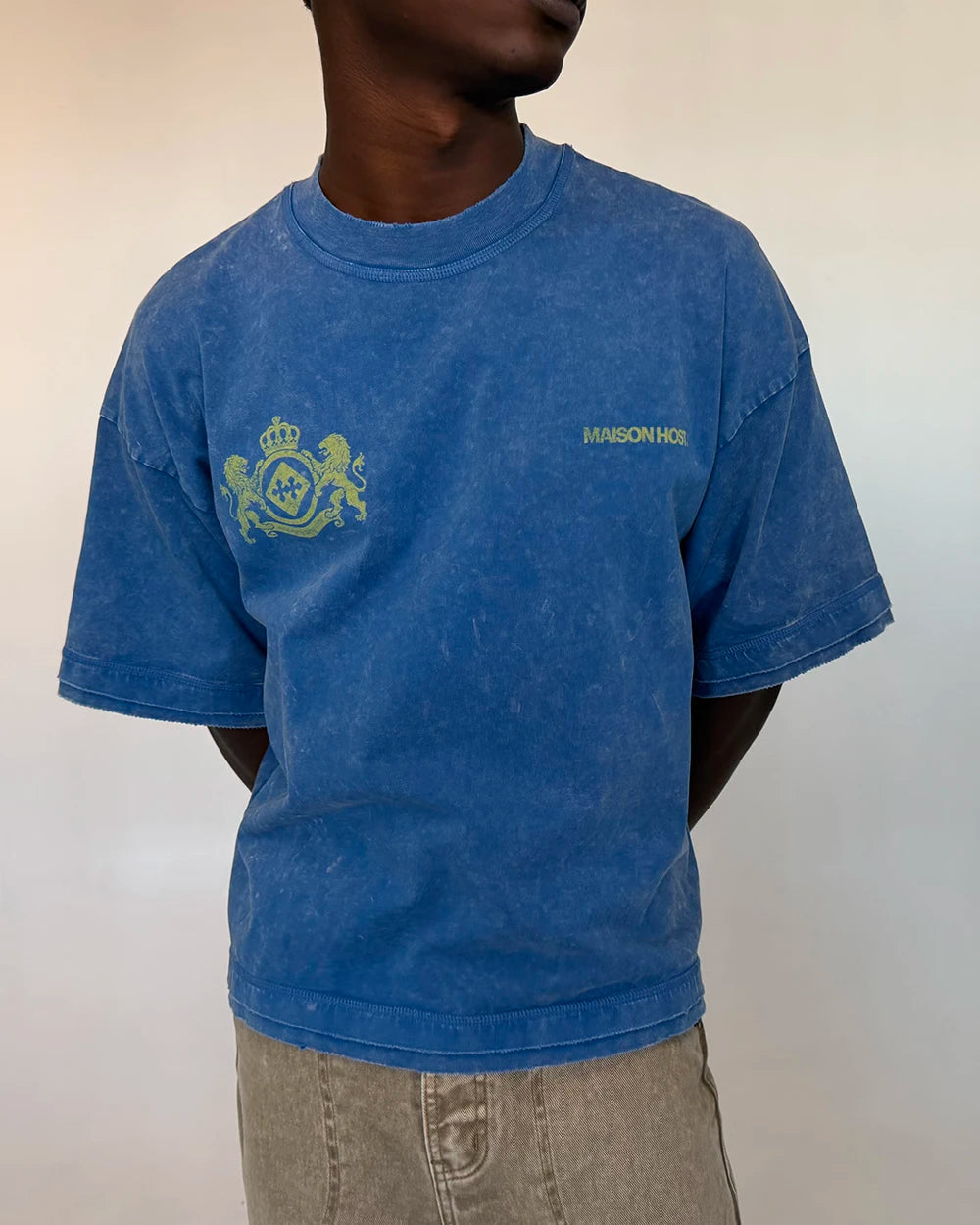 ESSENTIAL MH CREST TEE BLUE