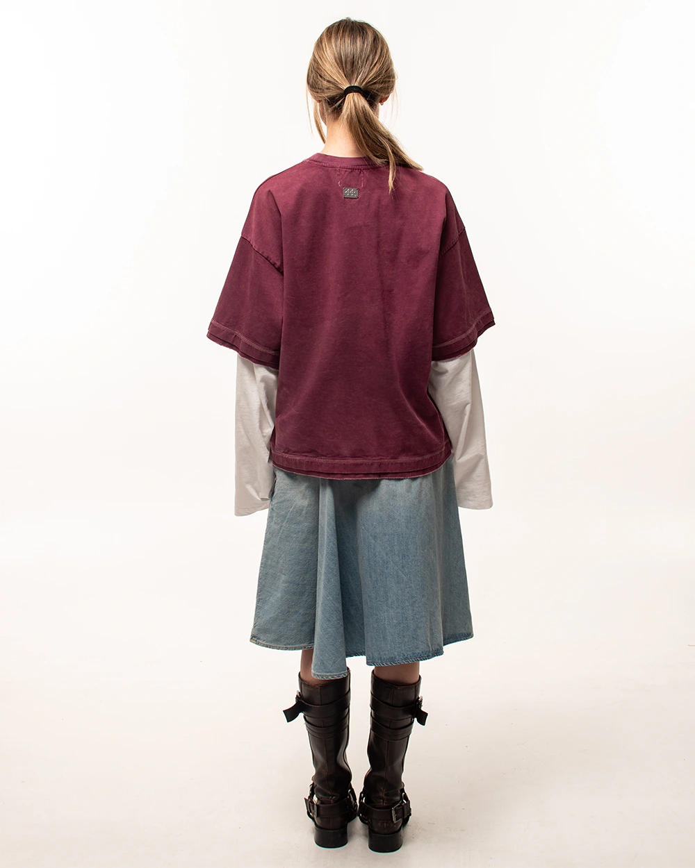 ESSENTIAL MH CREST TEE BURGUNDY