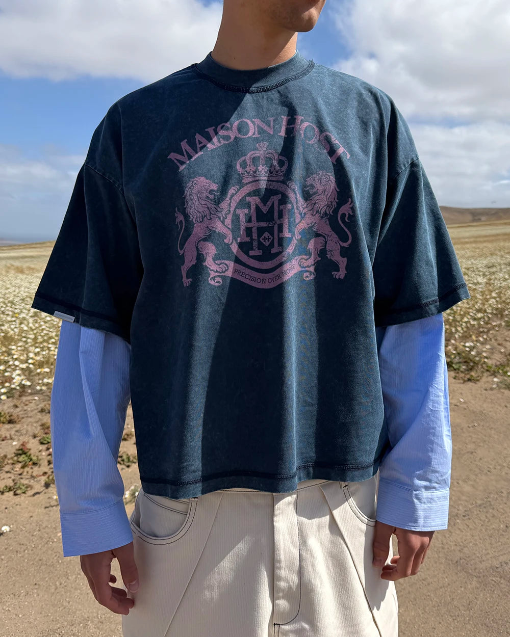 CREST NAVY TEE