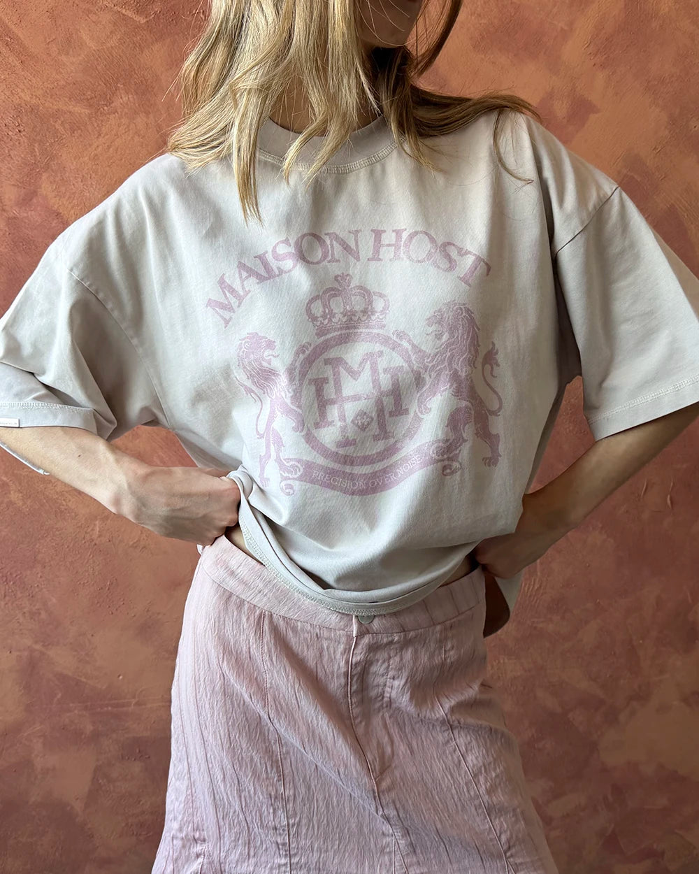 CREST SAND TEE