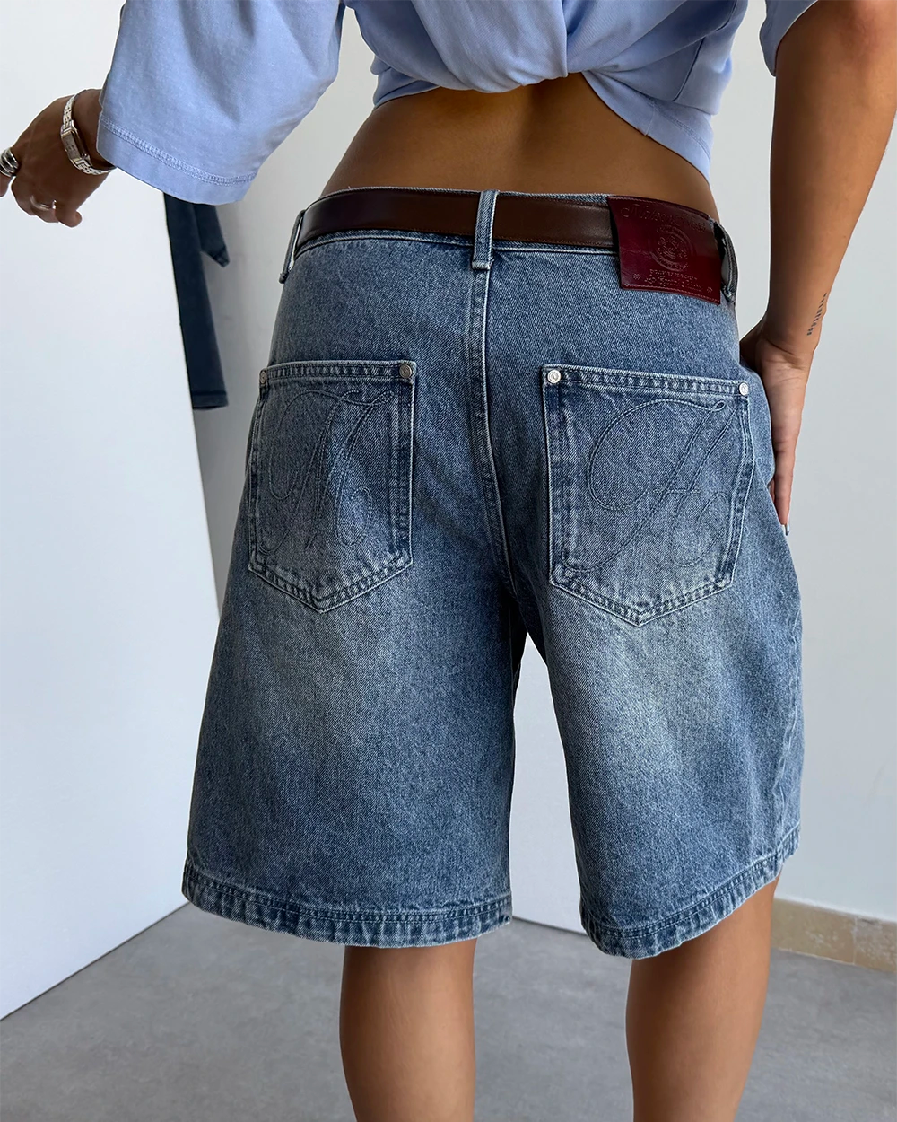 MH WASHED DENIM SHORTS