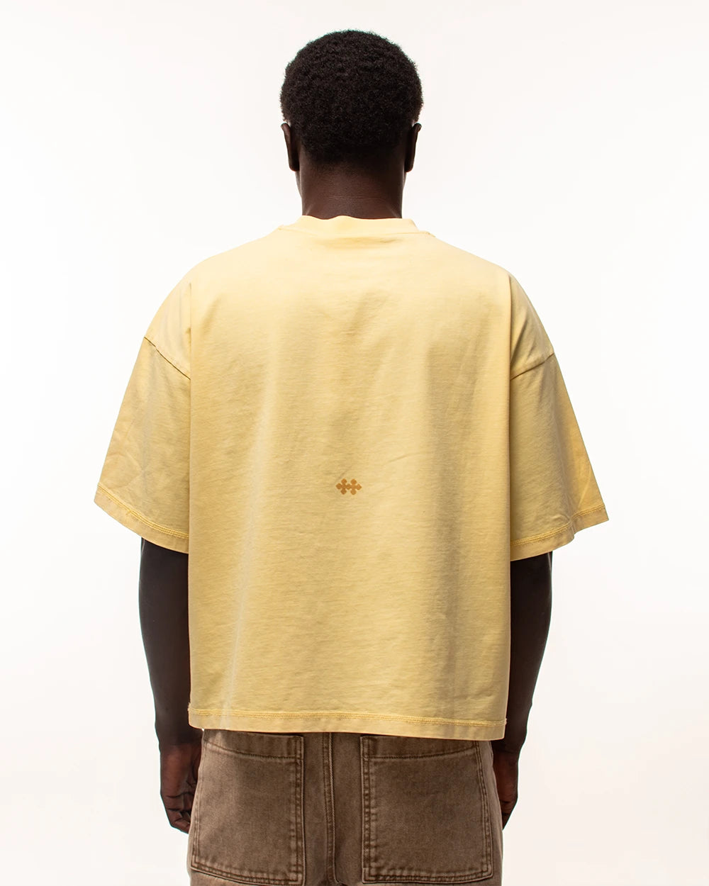 SPRAY LOGO YELLOW TEE