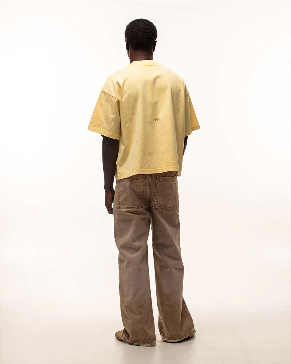 SPRAY LOGO YELLOW TEE