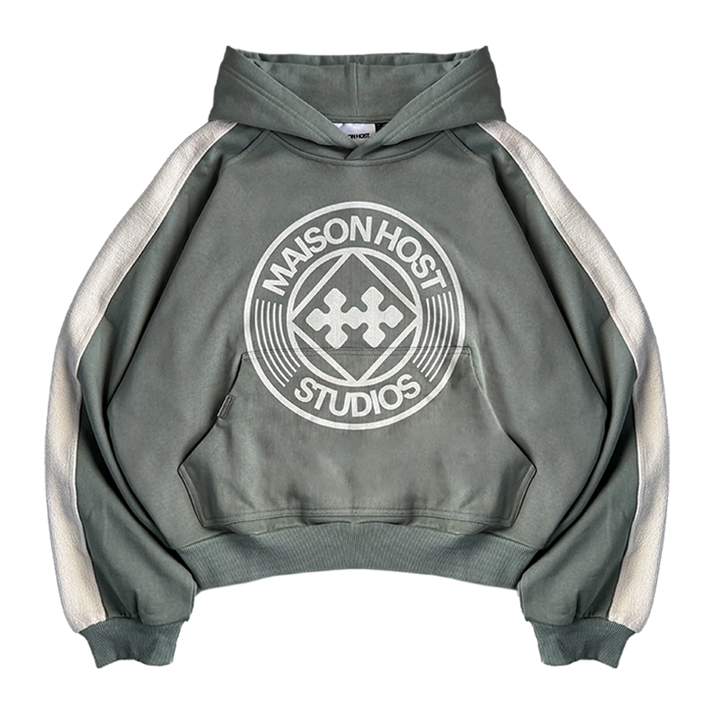 SUDADERA CON CAPUCHA VERDE DE BANDAS
