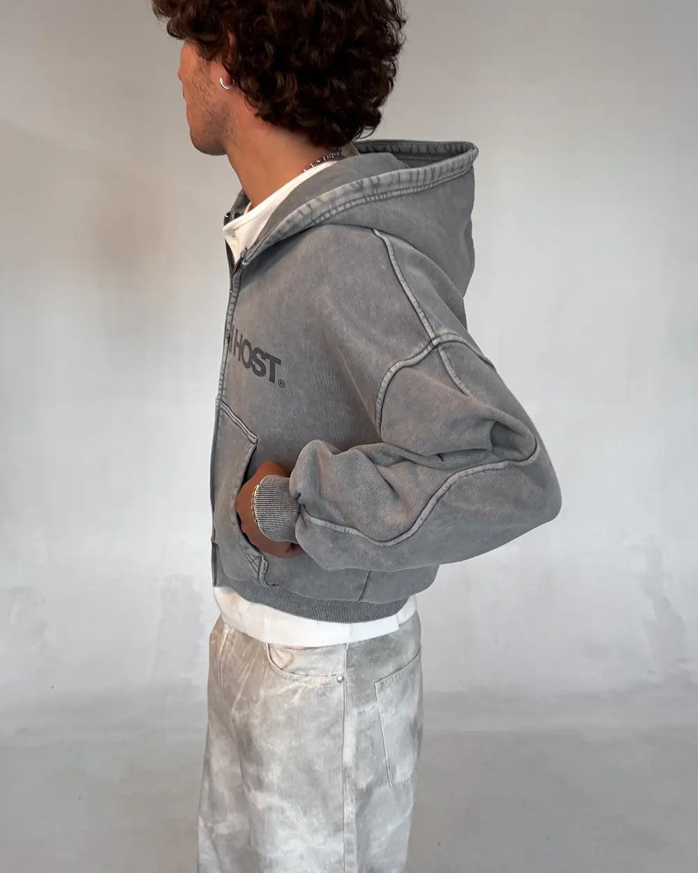 SUDADERA CON CAPUCHA CON CREMALLERA ERODE WAVE GRIS