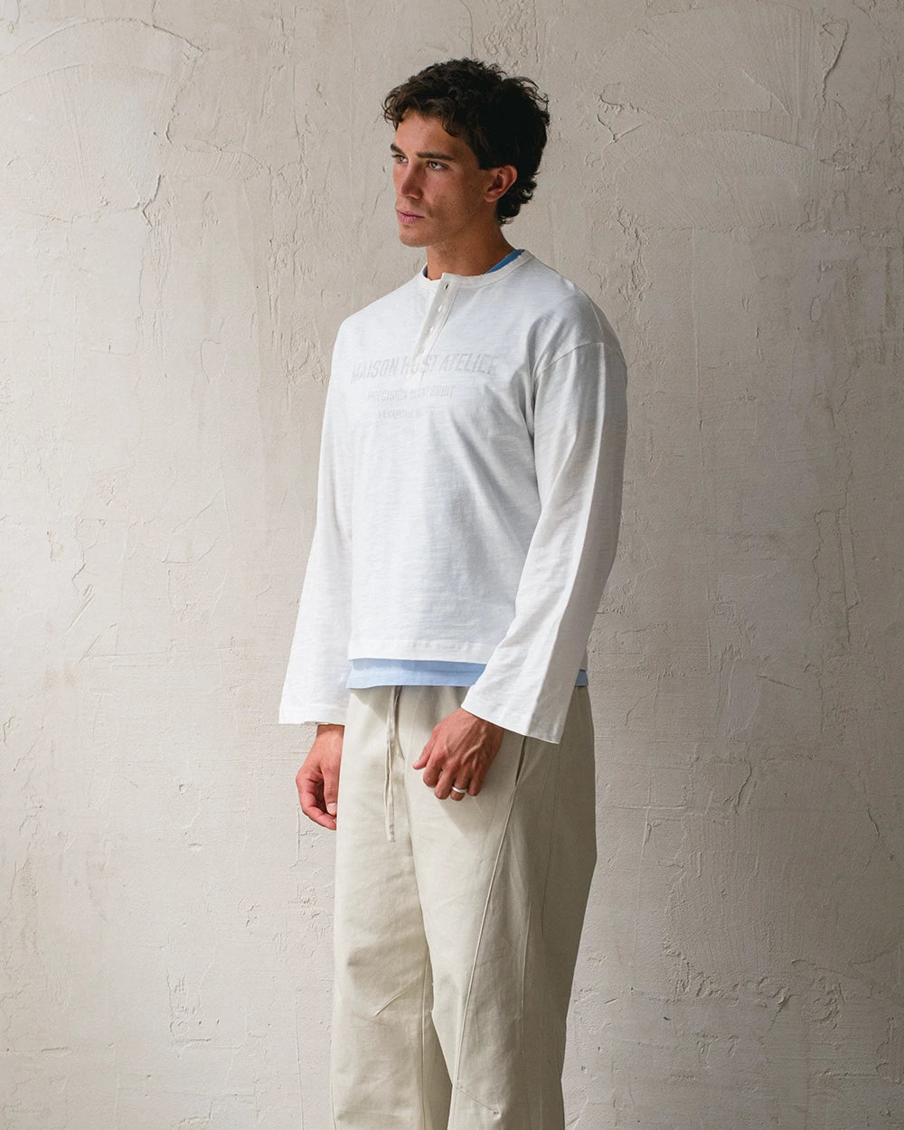ATELIER HENLEY TEE