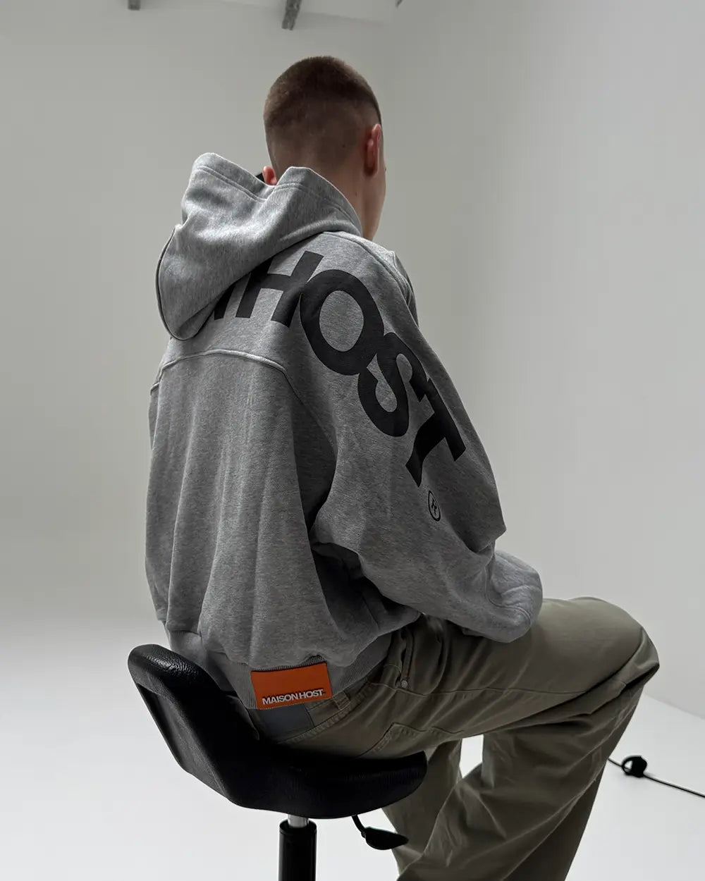 SUDADERA CON CAPUCHA PANELS