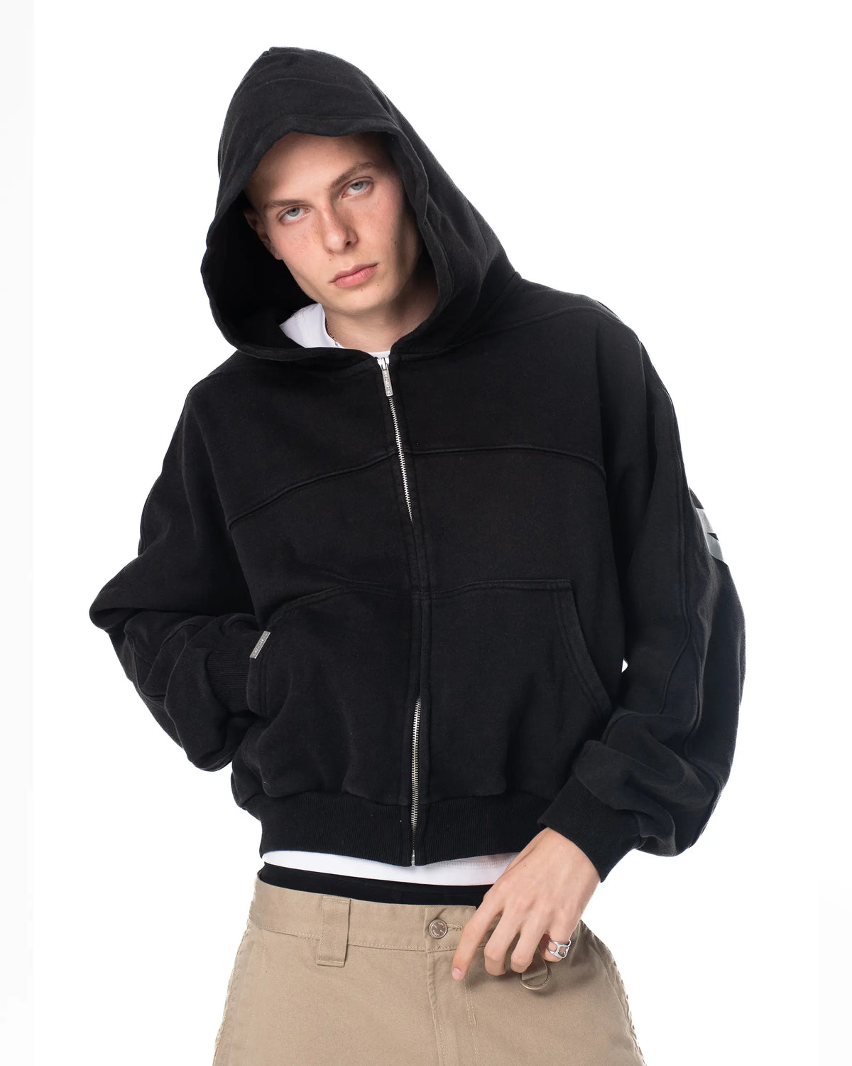 PANELS ZIPPED HOODIE