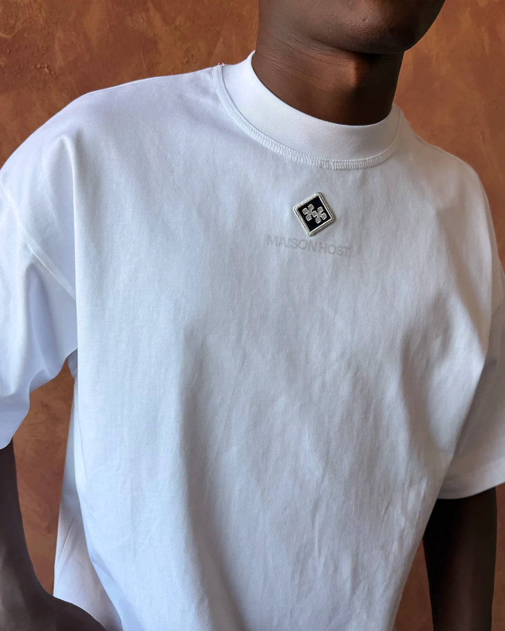 MH STUDIOS TEE