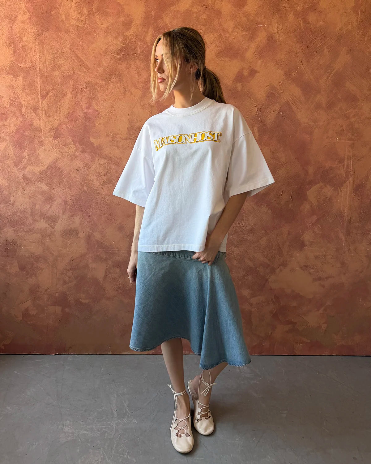 RETRO LETTERING TEE