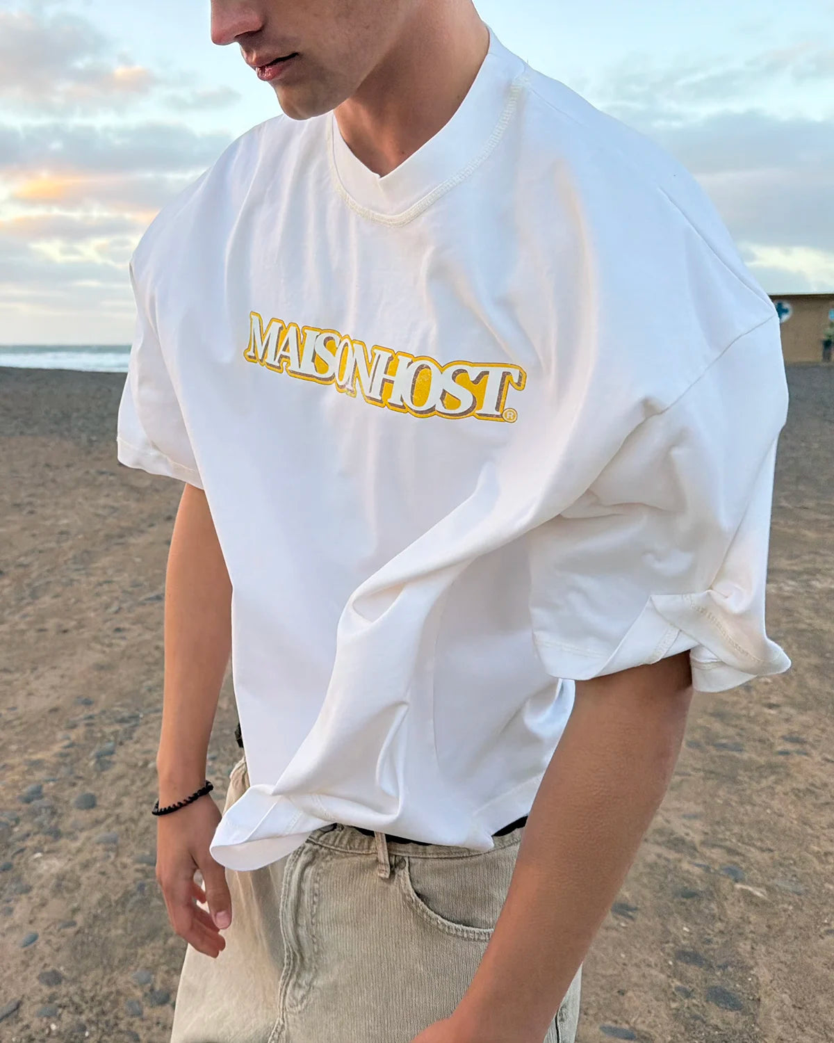 RETRO LETTERING TEE