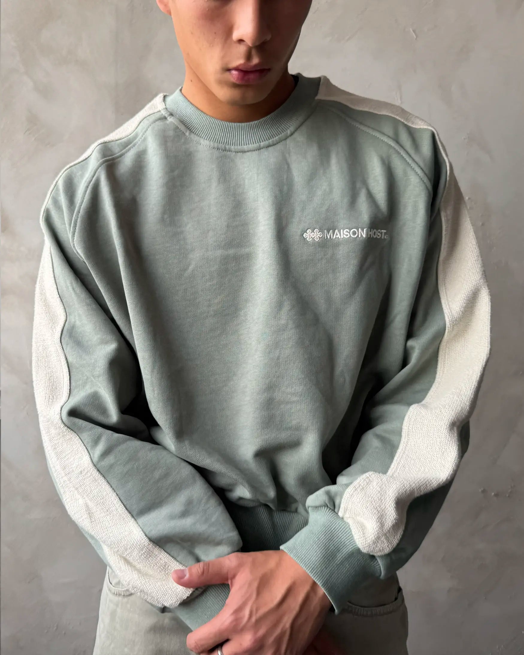 SUDADERA CUELLO REDONDO REVERSIBLE VERDE