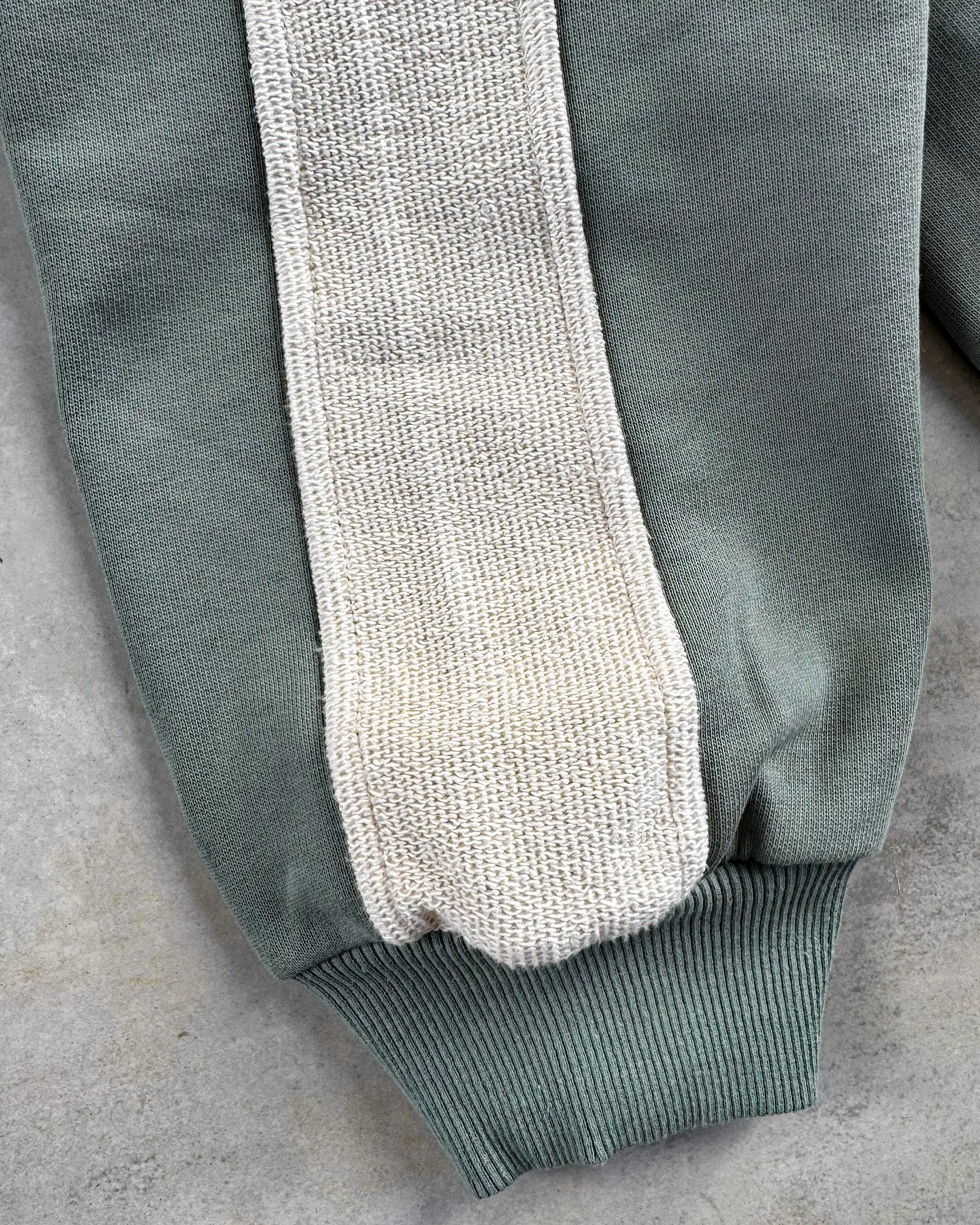 SUDADERA CUELLO REDONDO REVERSIBLE VERDE