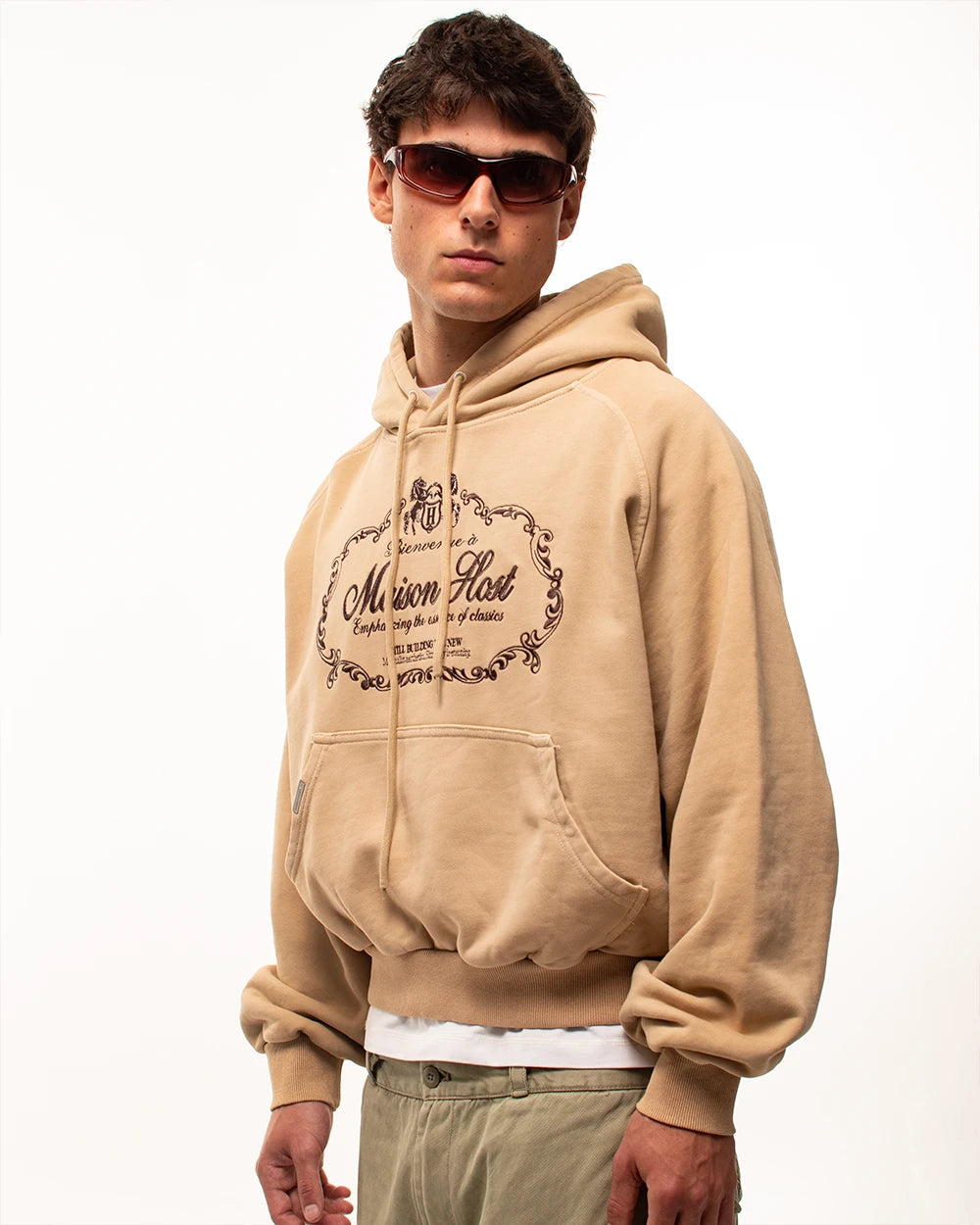 BIENVENUE HOODIE CAMEL