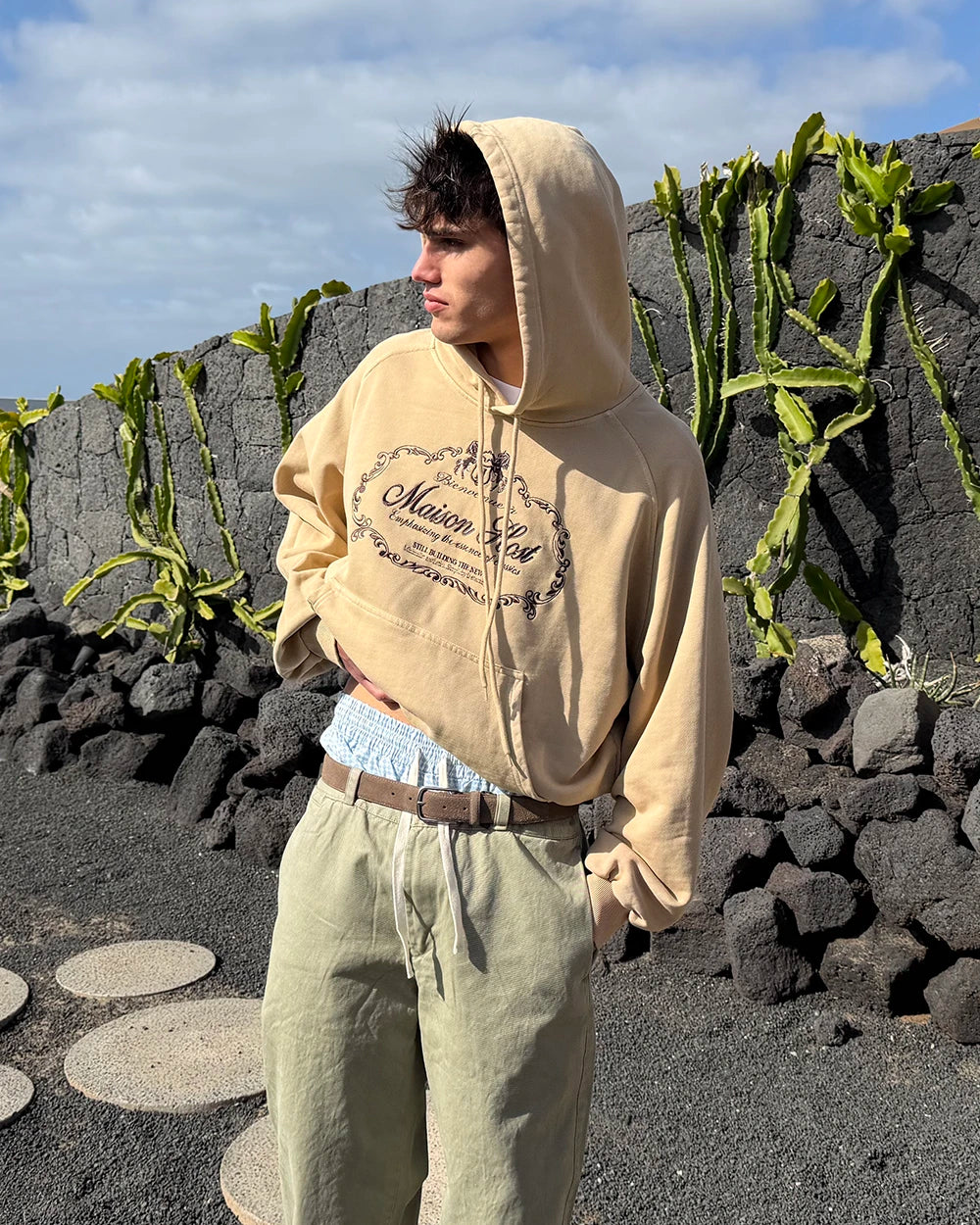 BIENVENUE HOODIE CAMEL
