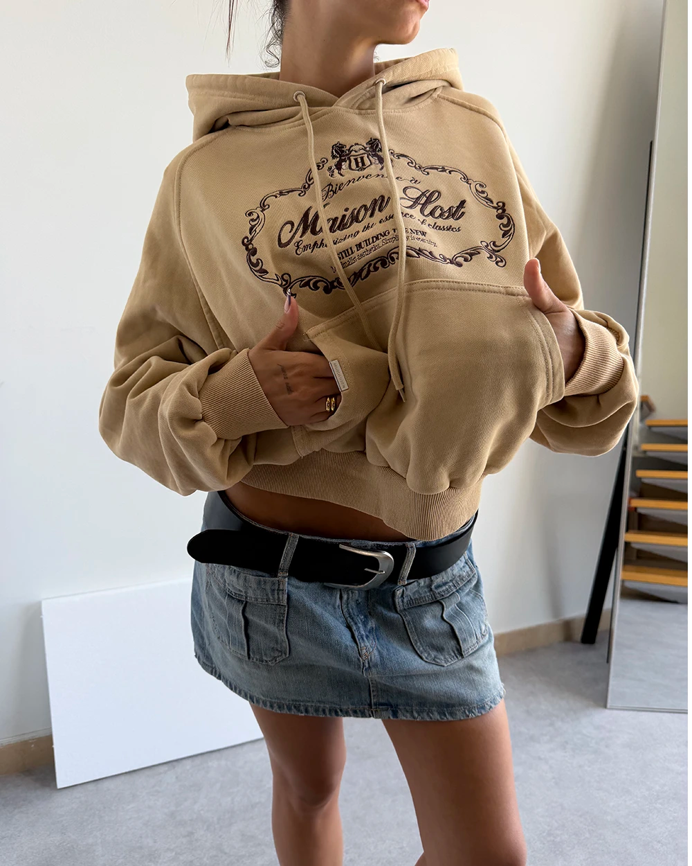 BIENVENUE HOODIE CAMEL