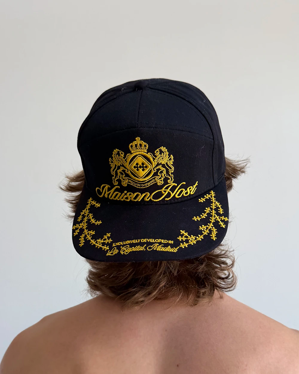CREST NAVY CAP