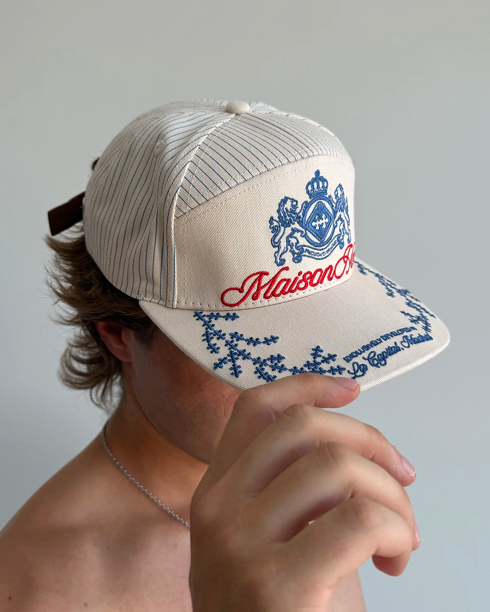 CREST STRIPED CAP