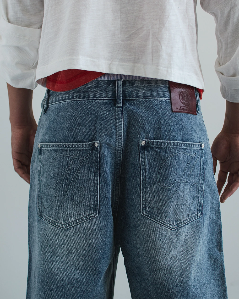 MH WASHED DENIM SHORTS