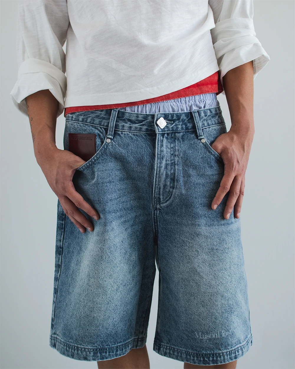 MH WASHED DENIM SHORTS