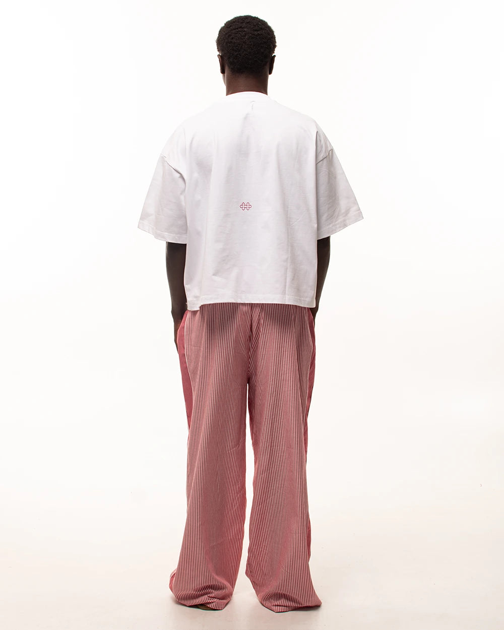 HIDDEN LOGO TEE
