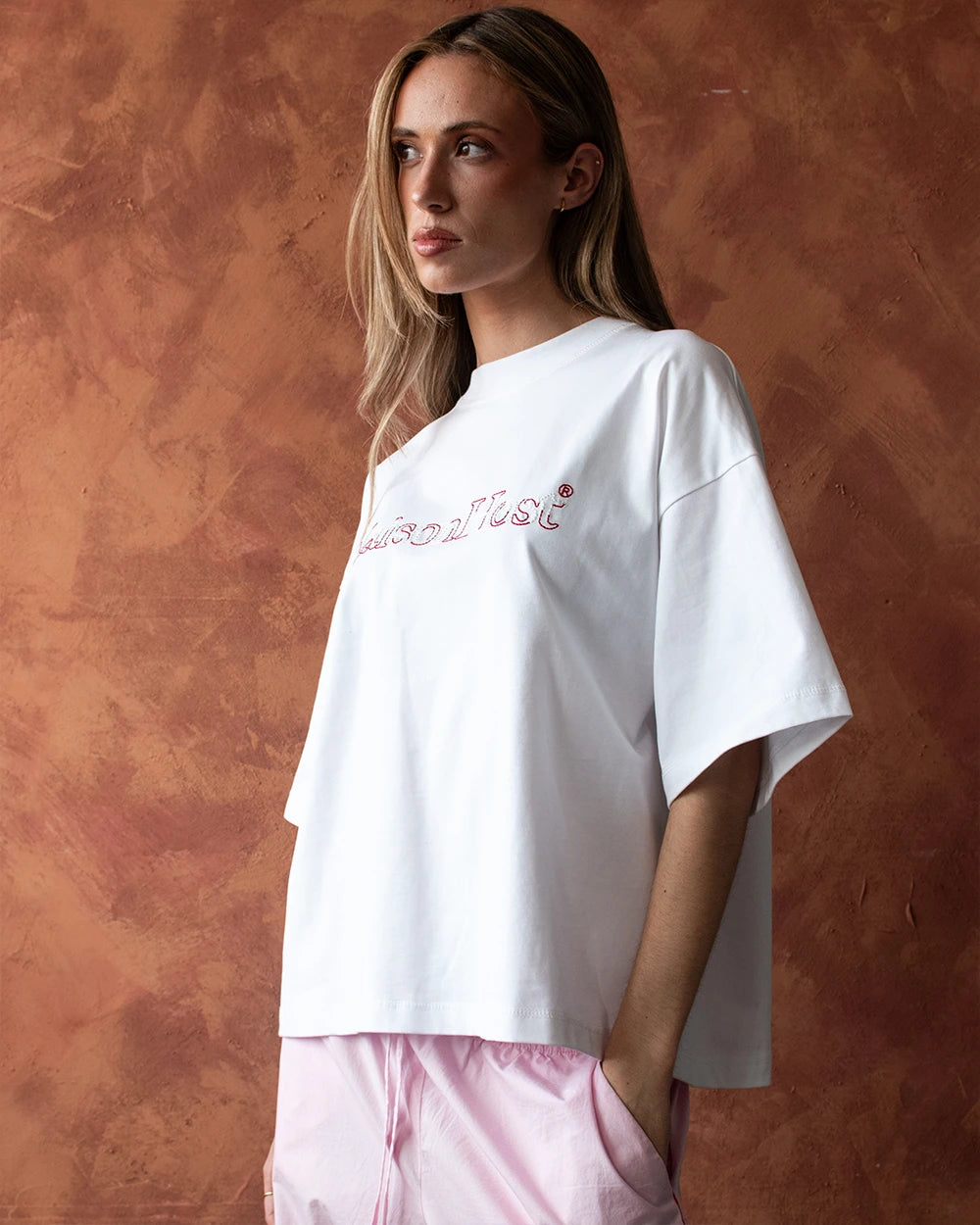 HIDDEN LOGO TEE