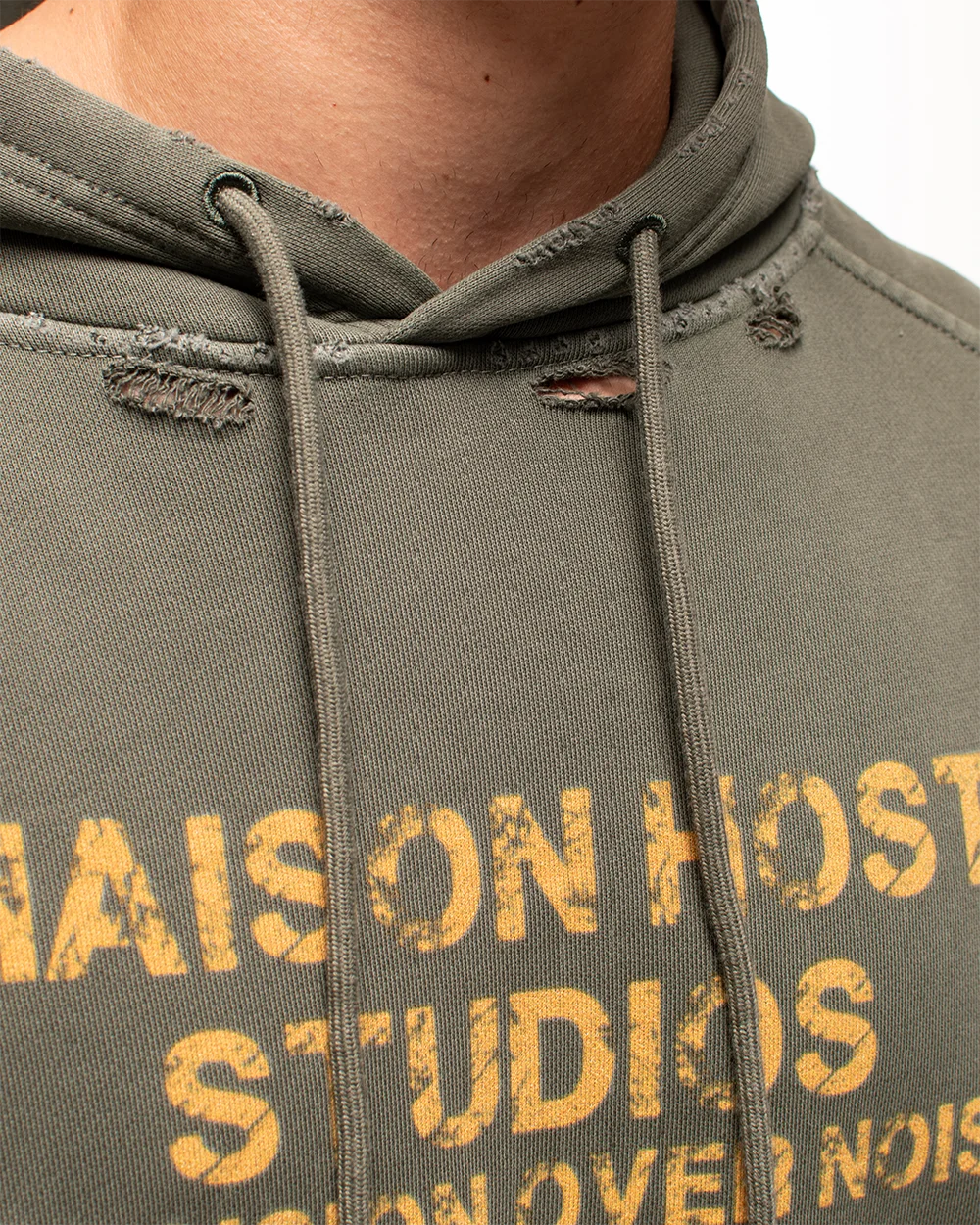 STATEMENT GREEN HOODIE