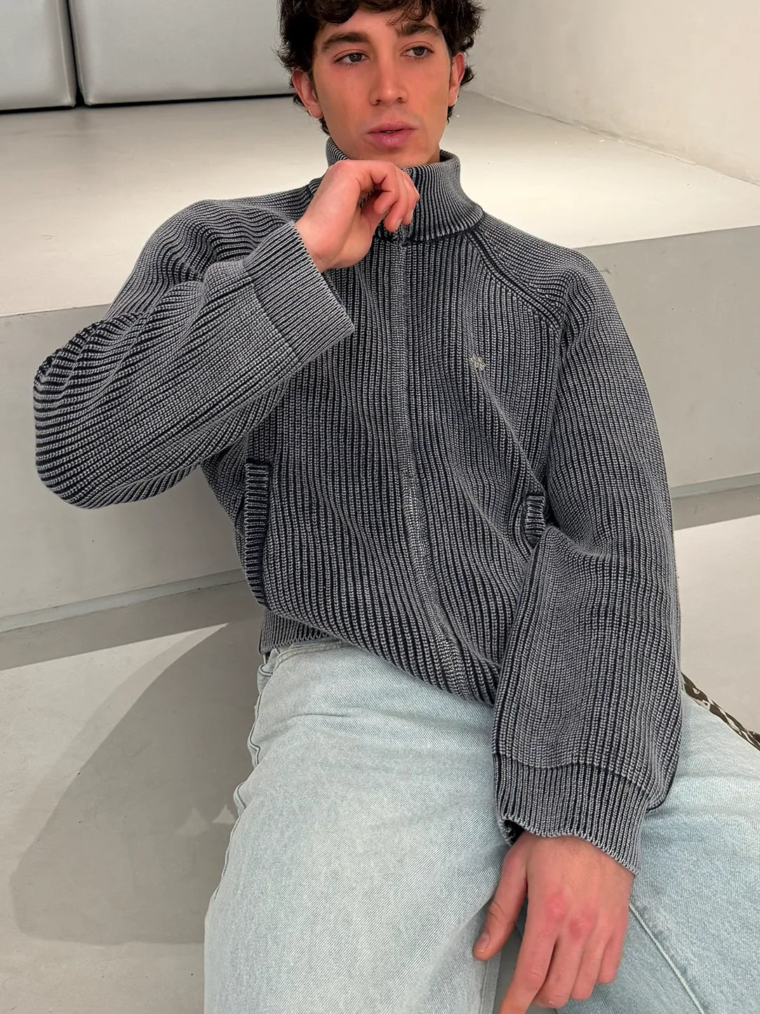 METAL LOGO KNIT ZIPPER BLUE