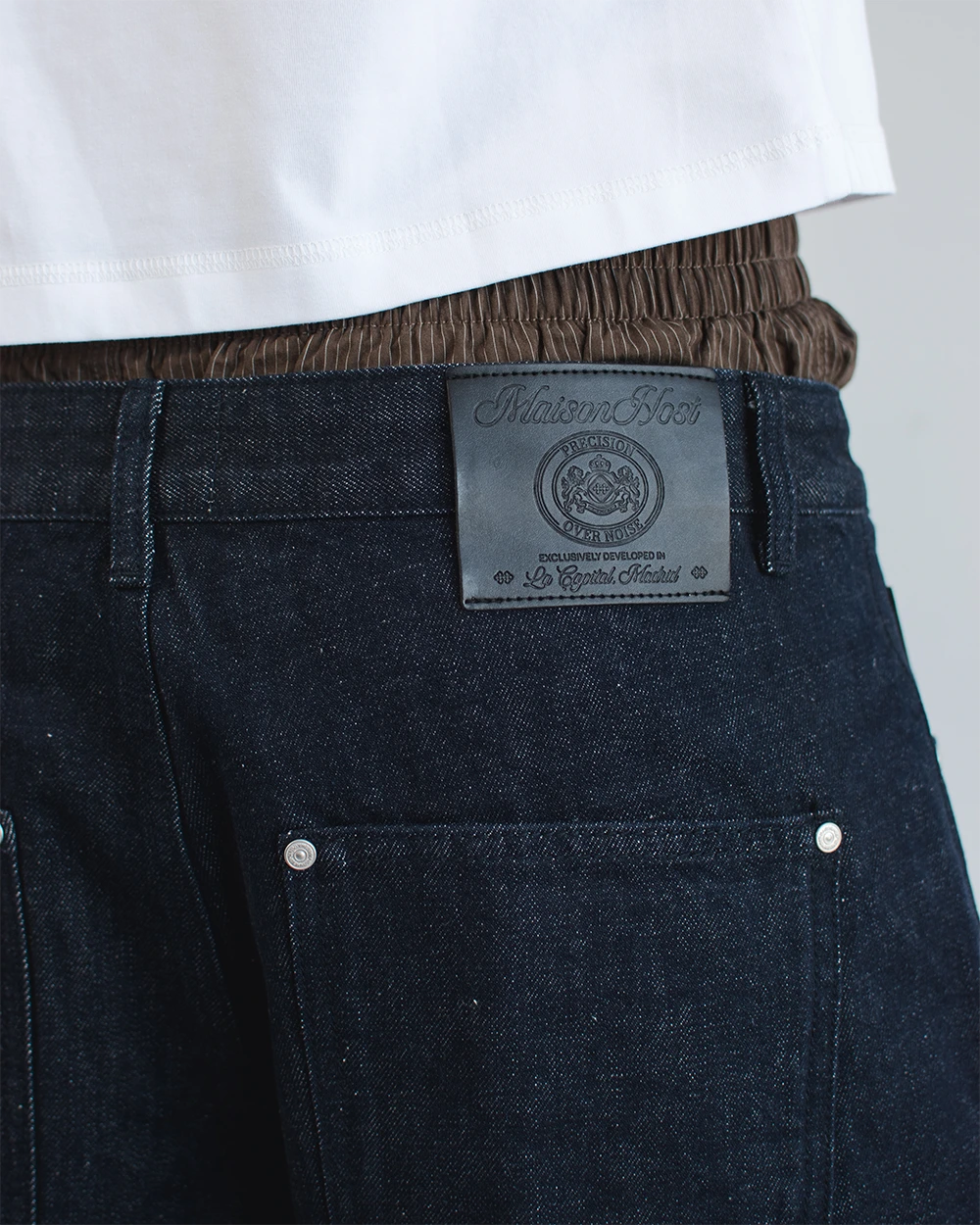 RAW DENIM PLEATED SHORTS