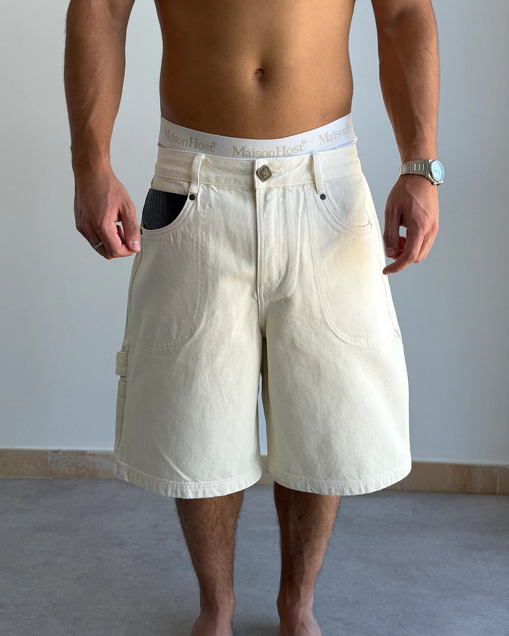 LEATHER POCKET ECRU SHORTS