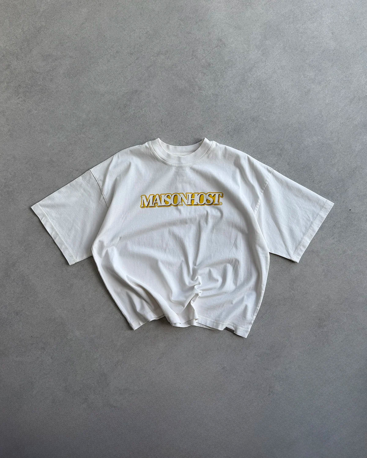 RETRO LETTERING TEE