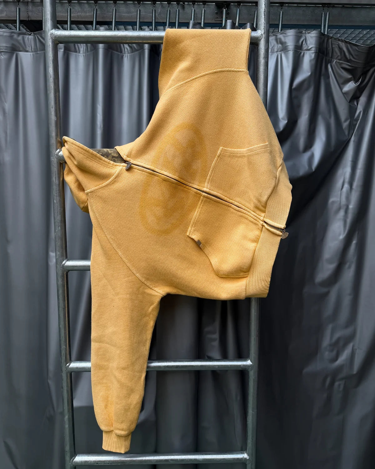 Sudadera con capucha y cremallera MHSTR Waffle